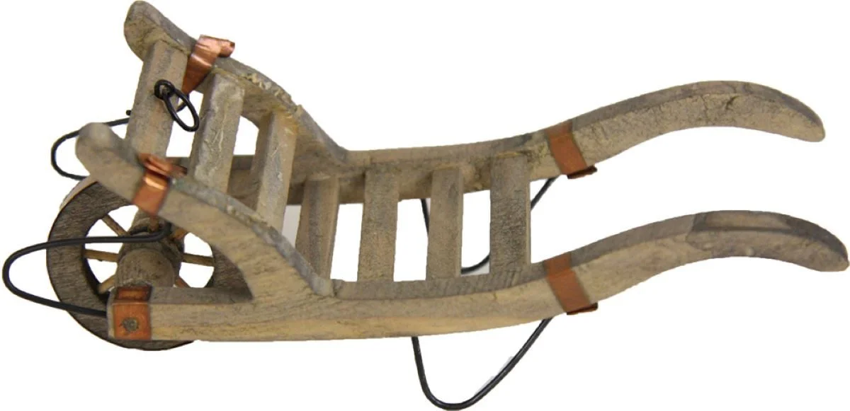 Krippenzubehör – Schubkarre mit Kupferblech, handbemalt, Höhe 7,5 cm